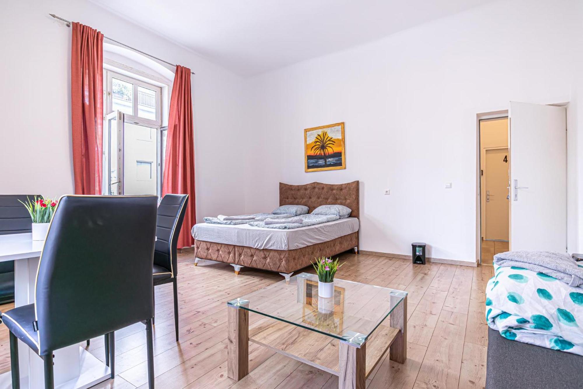 6 Min To Amusement Park - Economy Rooms In Shared Apartment Vídeň Exteriér fotografie