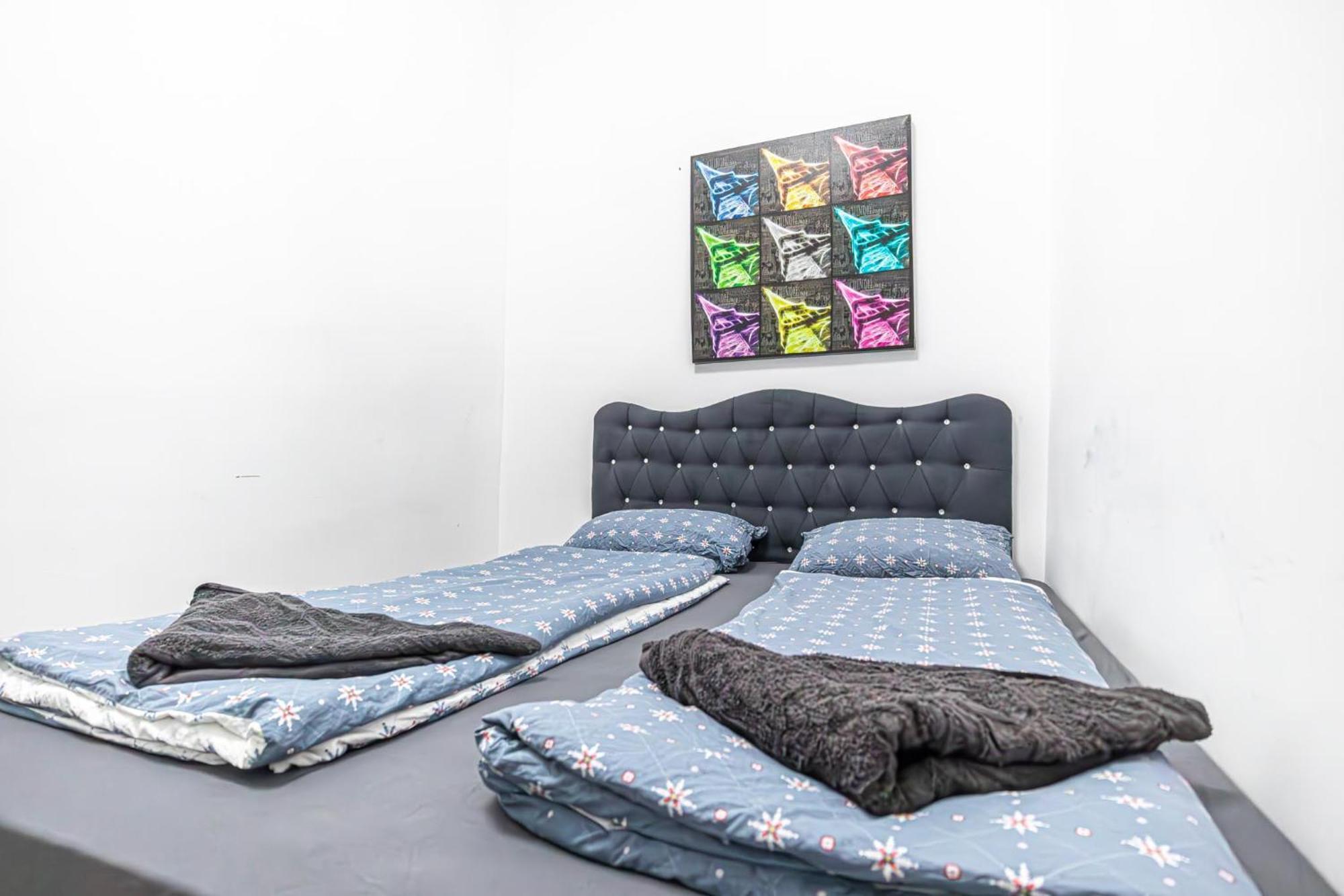 6 Min To Amusement Park - Economy Rooms In Shared Apartment Vídeň Exteriér fotografie