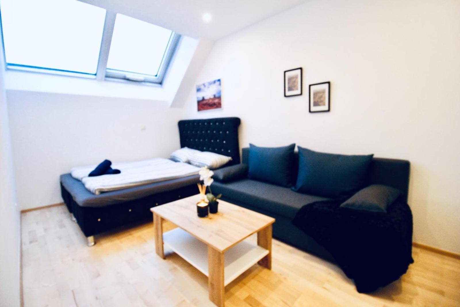 6 Min To Amusement Park - Economy Rooms In Shared Apartment Vídeň Exteriér fotografie